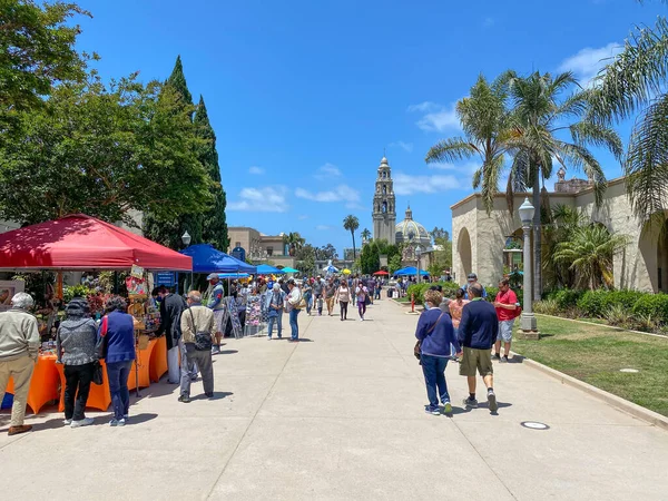 Food and tourist present seller stand in Balboa Park, San Diego, California, USA — Stock Photo, Image