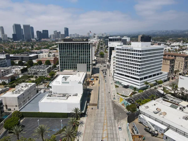 Vista aérea da luxuosa área comercial de Rodeo Drive em Beverly Hills, Los Angeles — Fotografia de Stock