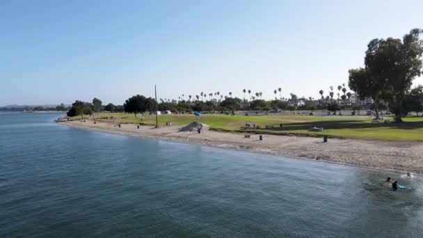 Vista aérea de Mission Bay en San Diego, California. Estados Unidos. — Vídeos de Stock