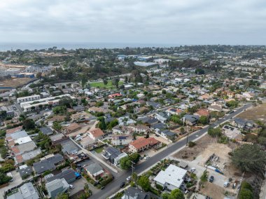 San Diego Güney Kaliforniya 'daki Varlıklı Del Mar kasabasının hava manzarası, ABD.