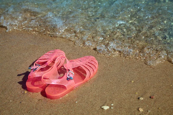 Pink Women Jelly Sandals Sea Shore Ladies Flat Jellies Summer — стоковое фото