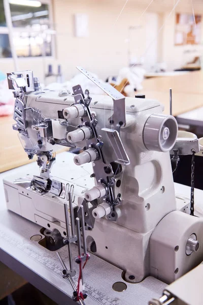 Needle Coverstitch Industrial Machine Cover Motor — Stok fotoğraf