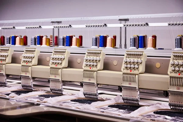Automatic Embroidery Machines Process Factory Needle Compact Embroidery Machine — Stockfoto