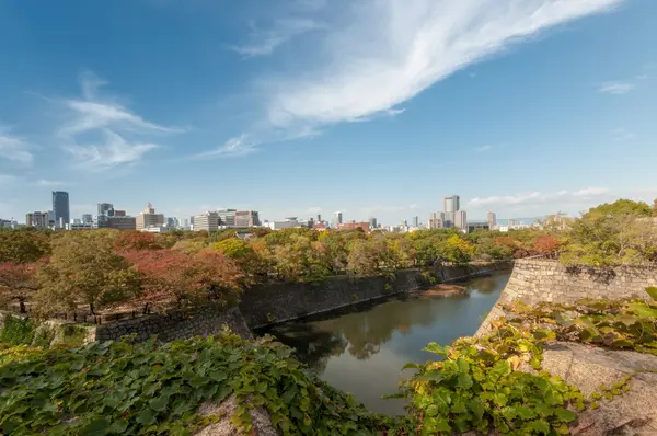 Osaka Osaka Kalesi manzarası
