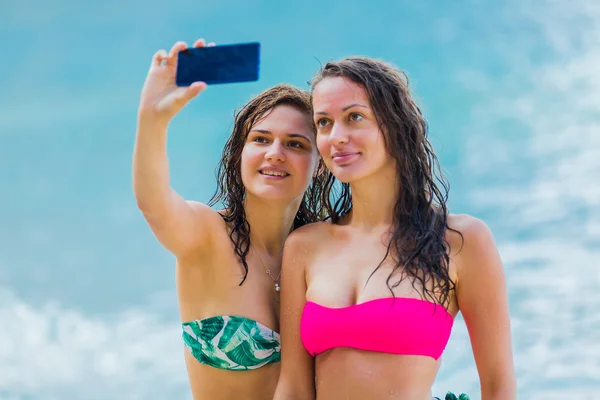 Herinneringen bevroren met smartphone — Stockfoto