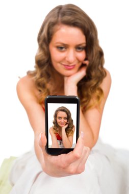 Güzel kadın alarak selfies