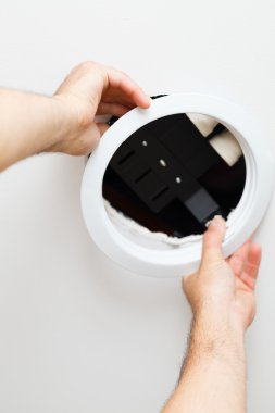 Elektrikçi montaj ışık