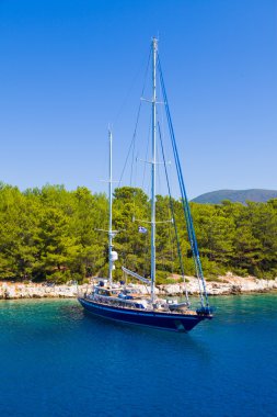 Desteklenmiş tekne Akdeniz'de