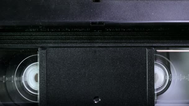 Jouer une cassette VHS dans un lecteur VCR 