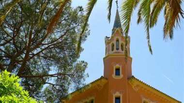 Antoni Gaudi's Park Guell'de bir eve bakış, Barselona, İspanya