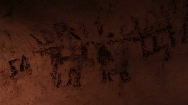 Authentiques peintures rupestres de 7000 ans de la grotte de Magura, Bulgarie. Certaines peintures ont 7000 ans. .