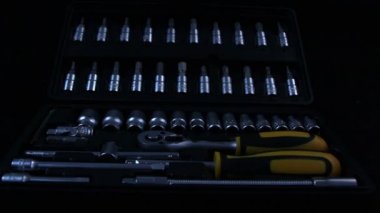 Otomotiv mekanik araçları seti ile kutu