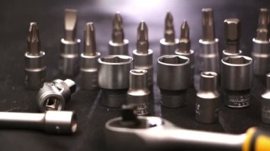 Otomotiv mekanik araçları seti ile kutu