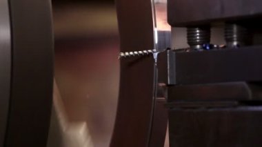 Ağır sanayi - mekanik tedavi, Torna Makinesi