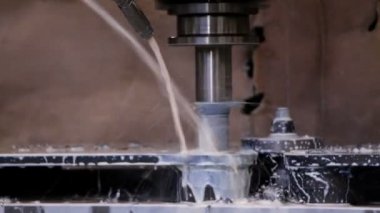 Ağır sanayi - mekanik tedavi, sondaj makinesi