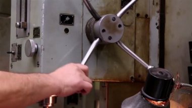 Ağır sanayi - mekanik tedavi, sondaj makinesi