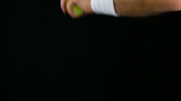 Close up of a player preparing and throwing a dart, hitting the bull's eye on a dart board — Stock Video