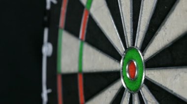 Üç Dart dart tahtası Çift Kişilik yirmi vurmak yakın çekim