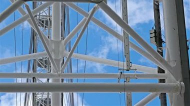 Millennium Wheel, London Eye'ın yakın görünümü