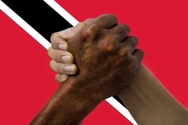 Trinidad Tobago Bayrağı Çok Kültürlü Bir Grup Gencin Kesişmesi — Stok fotoğraf