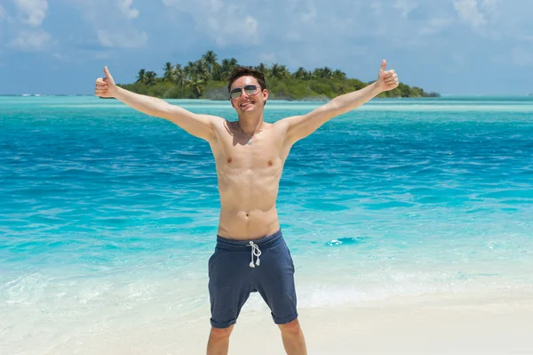 Happy man at beach — Stock Photo, Image