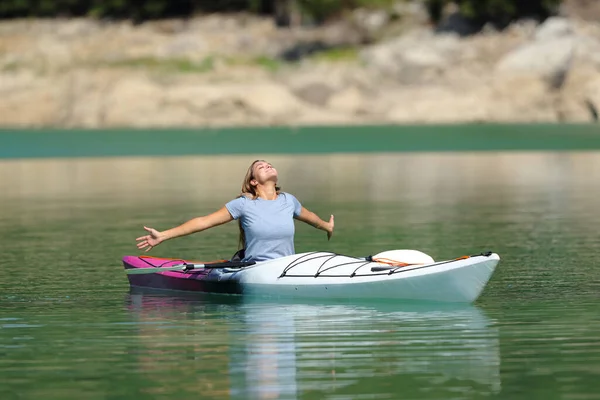 Happy Woman Celebrating Kayak Day Outstretching Arms Lake — Stock Photo, Image