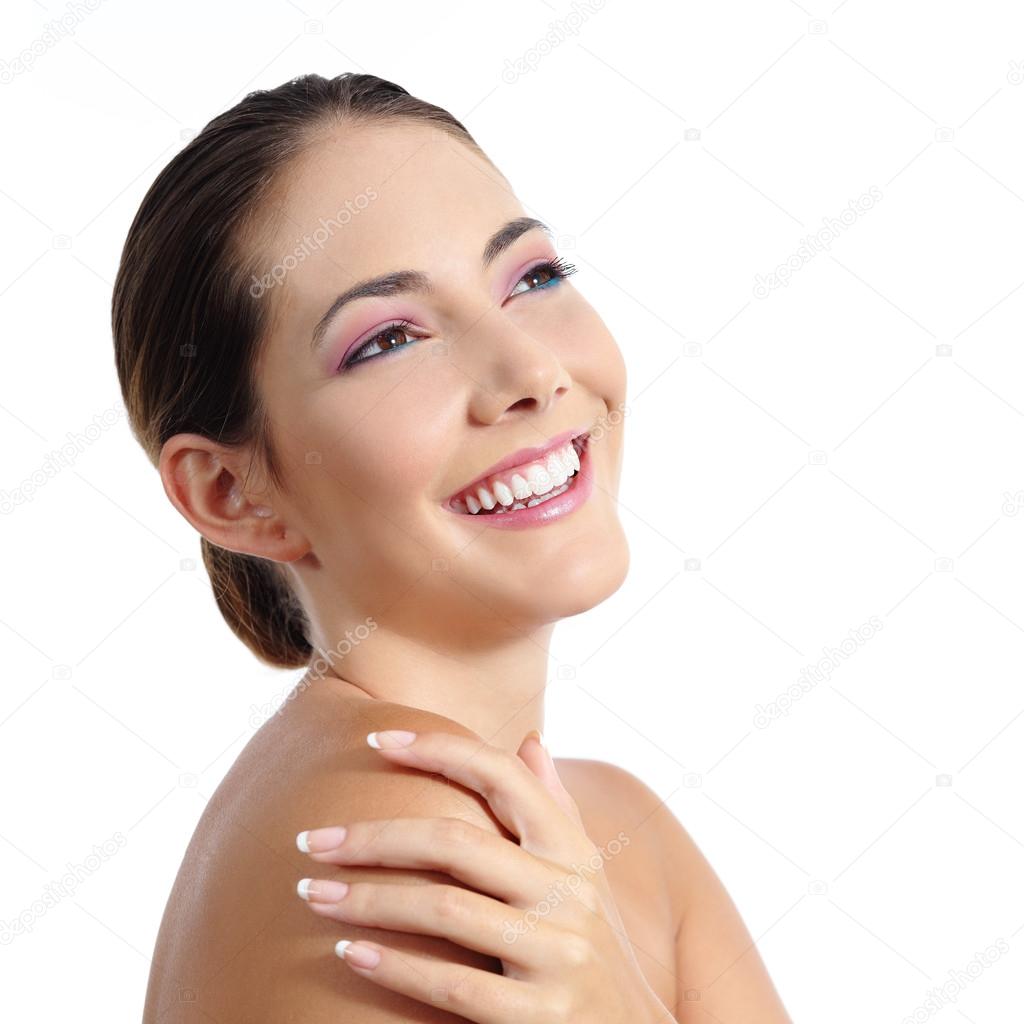 Beauty woman face with soft make up and beautiful smile