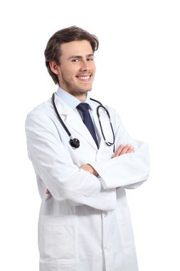 Mutlu bir doktor adam kendinden emin gülümseyen katlanmış silah ile poz