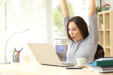 Online euphoric ve sürpriz galibi