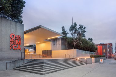 Twilight de Oakland Sanat Müzesi Dış