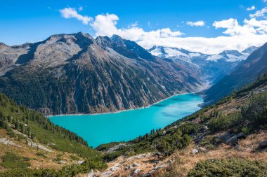 Schlegeis Stausee 'nin güzel manzarası - Zillertal, Avusturya