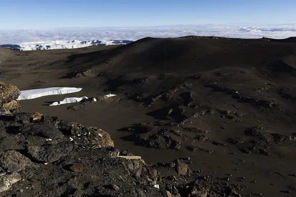 Toppen av kilimanjaro — Stockfoto