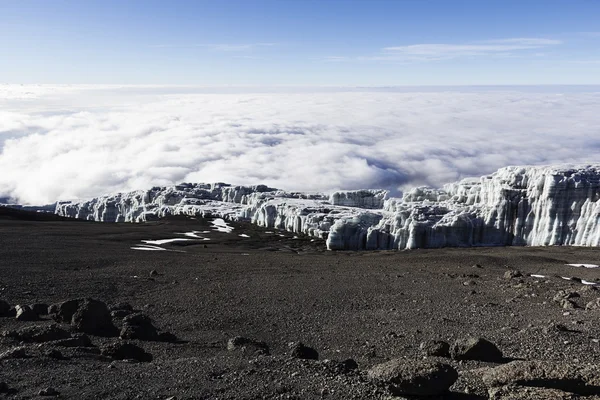 Toppen av kilimanjaro — Stockfoto