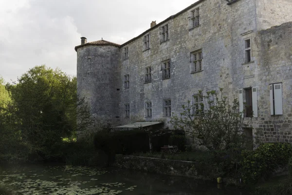 Gevel van een huis — Stockfoto