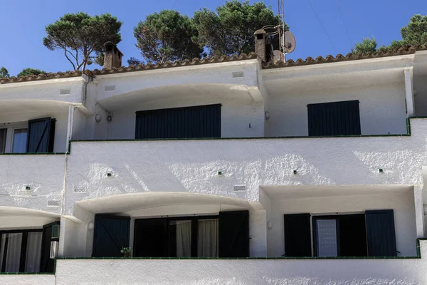 Fasada Domku Letniskowego Mieście Kumpli Costa Brava Girona Hiszpanii Morzu — Zdjęcie stockowe