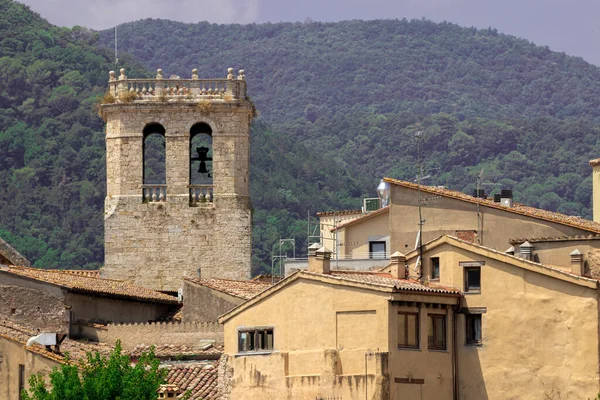 スペインの古い石造りの教会 — ストック写真