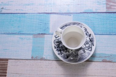 Kırsal arka planda kahve seti