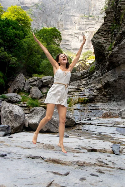 Joyful Woman Screaming Jumping Mountain Shorts White Top — Stock Photo, Image