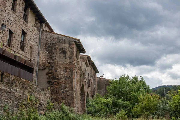 Μεσαιωνικό Χωριό Στα Βουνά Της Επαρχίας Girona — Φωτογραφία Αρχείου