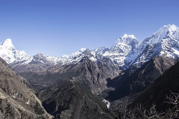 Die Berge — Stockfoto