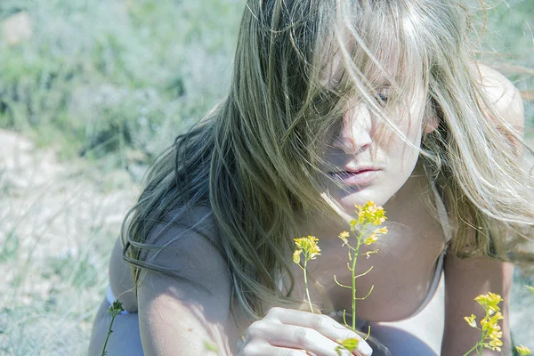 Ragazza bionda — Foto Stock