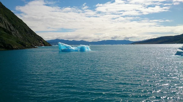 The iceberg — Stock Photo, Image