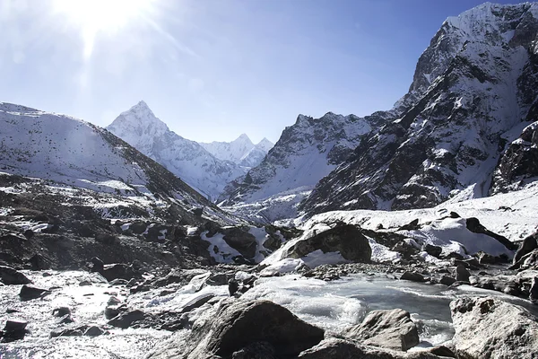 High mountains — Stock Photo, Image