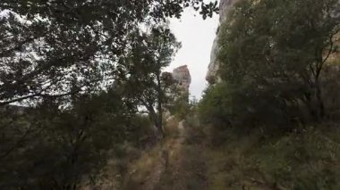 Orgon, Fransa 'da dağ yolunda yürüyüş yapan ilk kişi.