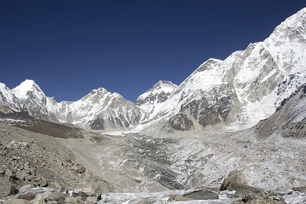 Bergen i nepal — Stockfoto
