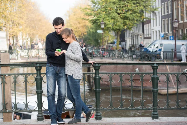 Amantes em Amsterdam — Fotografia de Stock