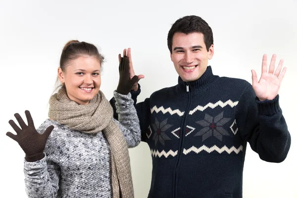 Casal em roupas de inverno — Fotografia de Stock