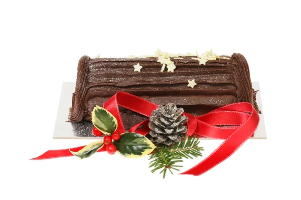 Cioccolato Natale Yule Log Decorato Con Stelle Cioccolato Bianco Nastro — Foto Stock