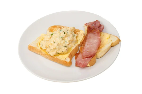 Scrambled egg and bacon — Stock Photo, Image