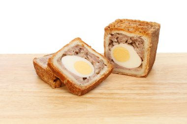 domuz eti ve yumurta pie